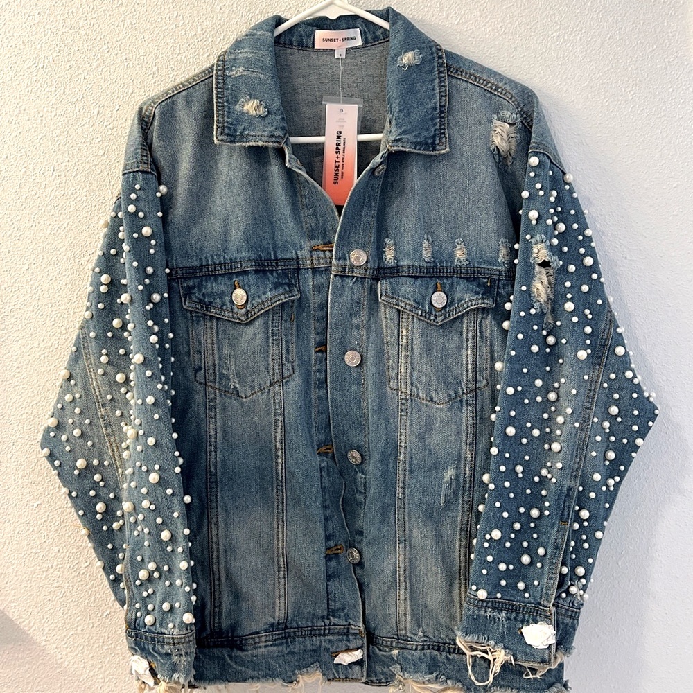 Bloomingdale’s Sunset + Spring | S | Pearl Distressed Jean Jacket | BNWT